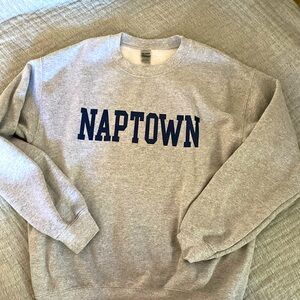 Women’s medium Naptown sweatshirt Annapolis Maryland is Naptown